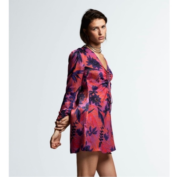 Zara Front Tie Ruched Sleeves Mini Floral Dress Red Purple satin effect Small - Picture 2 of 12